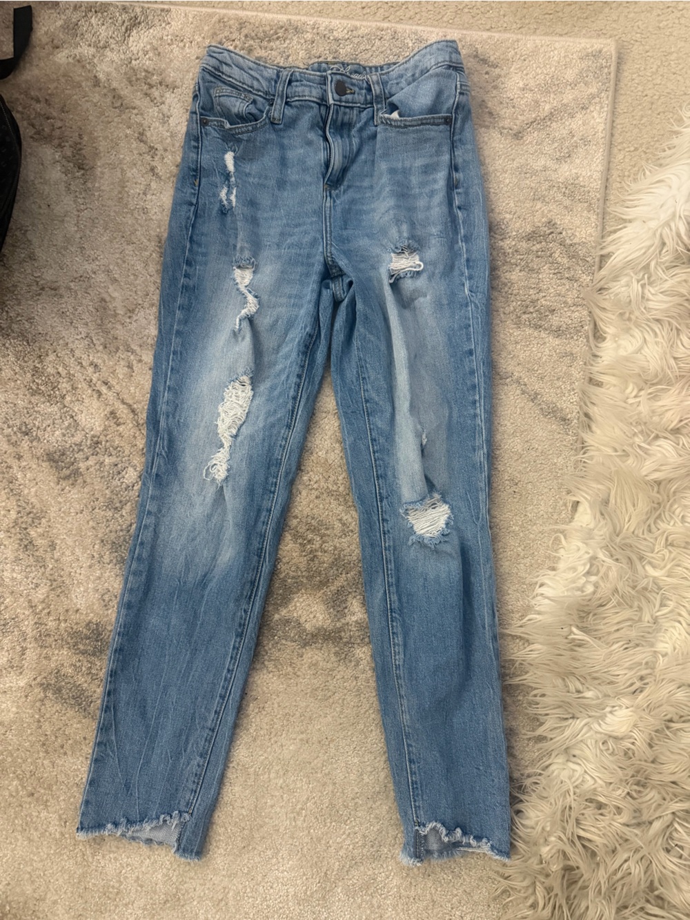Distressed Light Wash Skinny Jeans